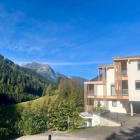 Natur Zeit - Alpine Garden Apartments Mayrhofen Extérieur photo