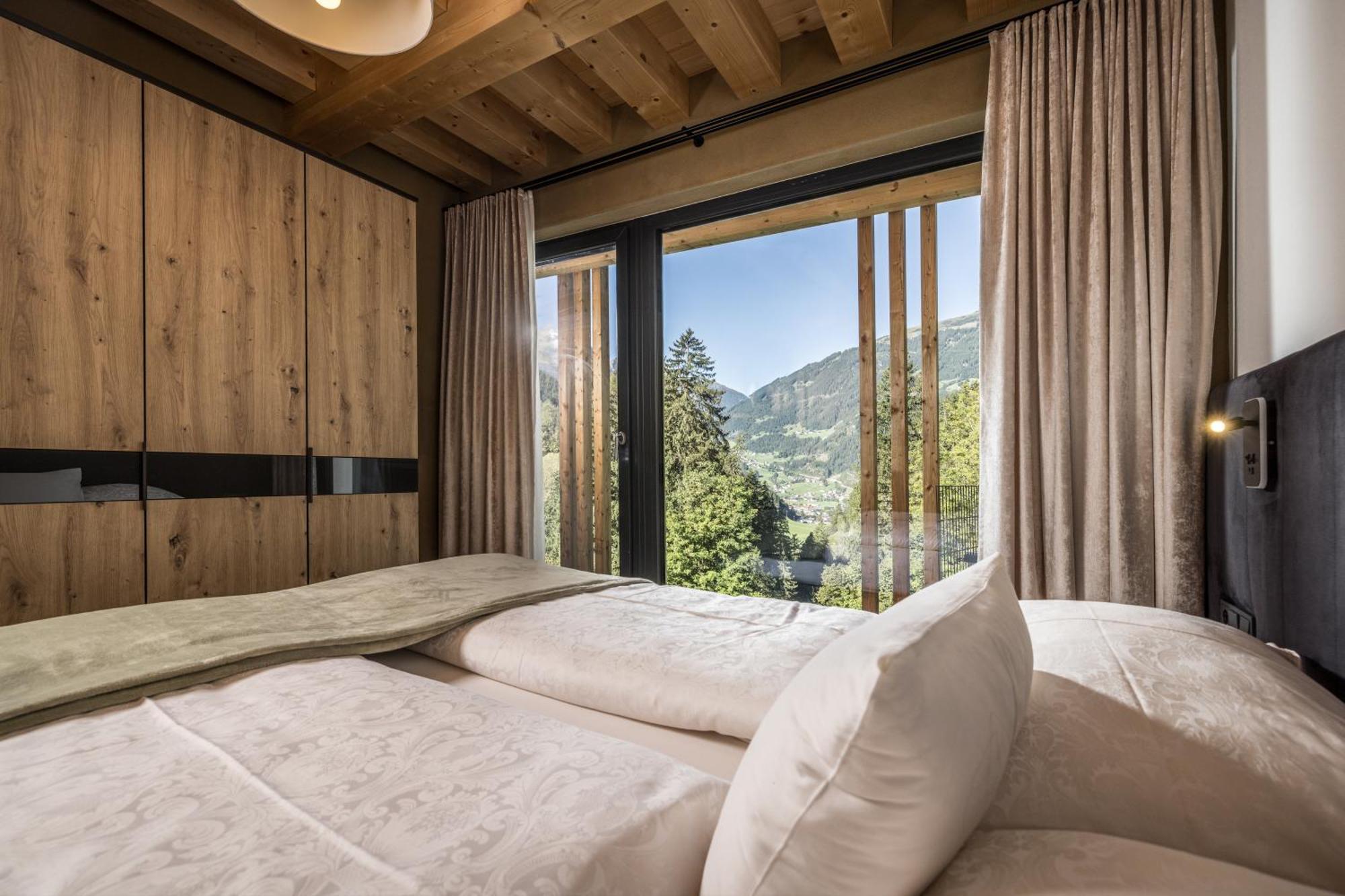 Natur Zeit - Alpine Garden Apartments Mayrhofen Extérieur photo