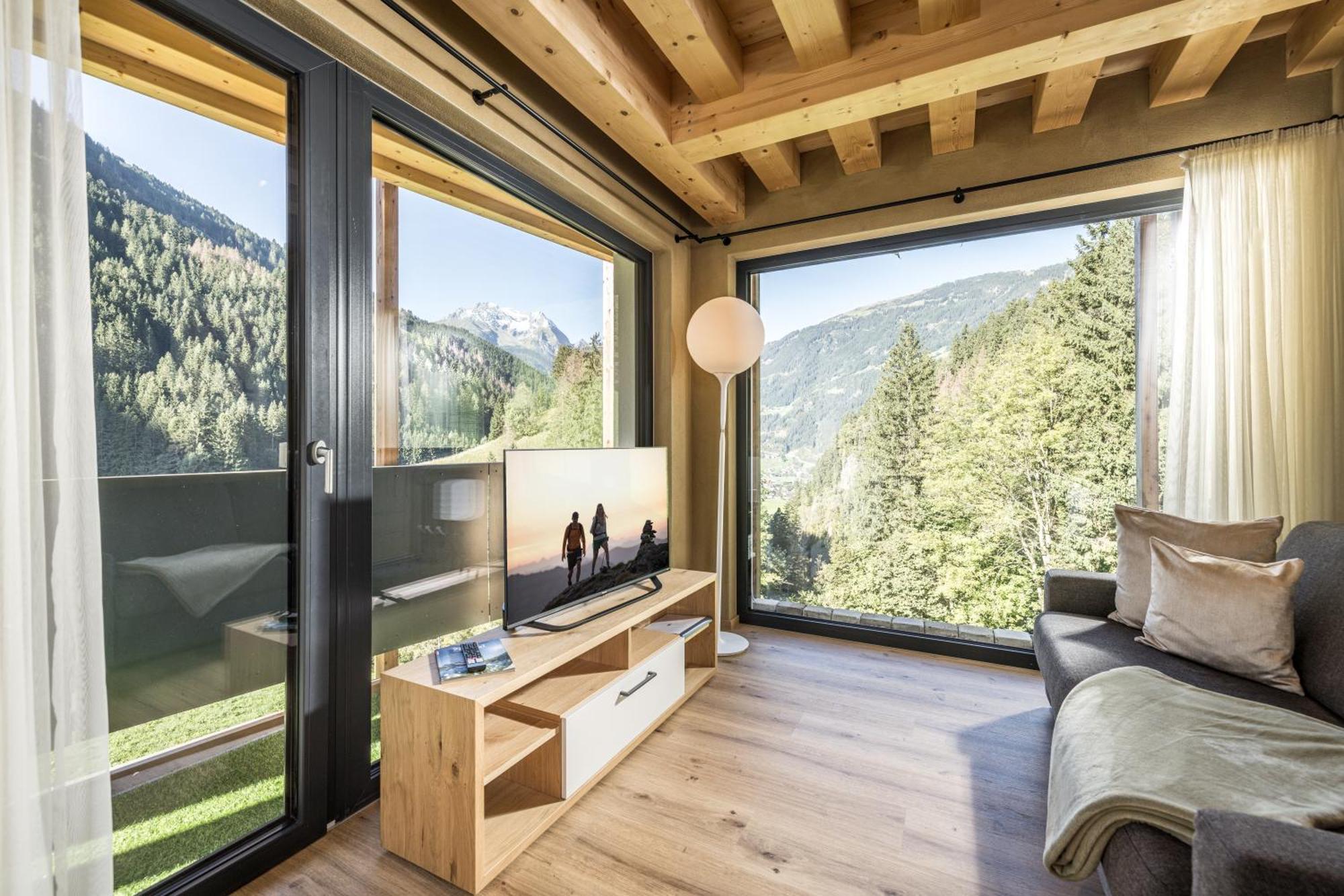 Natur Zeit - Alpine Garden Apartments Mayrhofen Extérieur photo